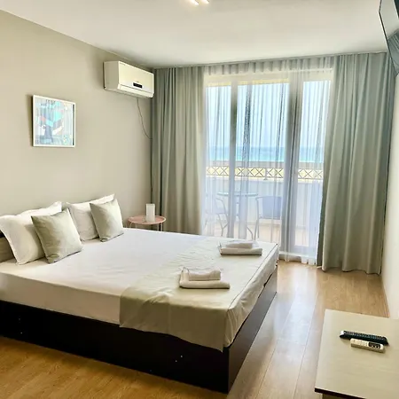 Hotel apartamentowy Teos