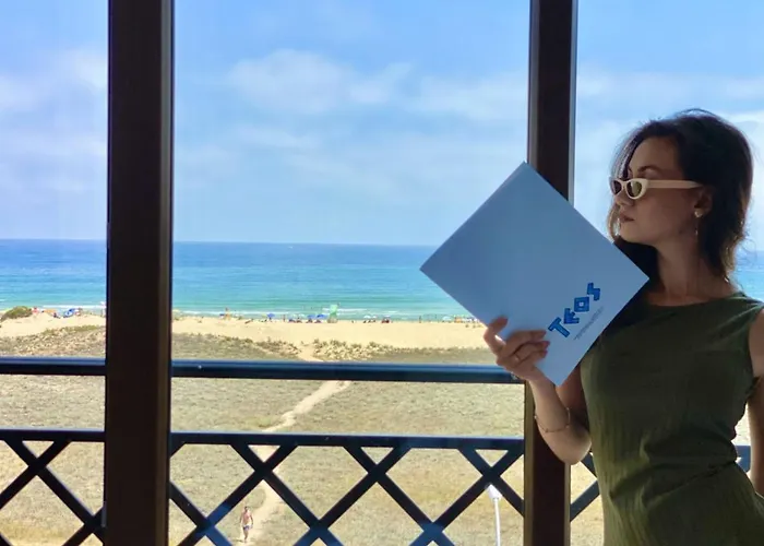 Teos شقة فندقية 4*