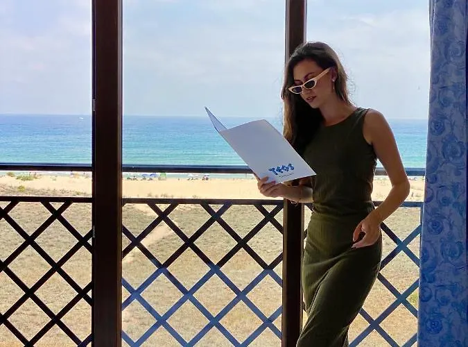 Teos شقة فندقية 4*