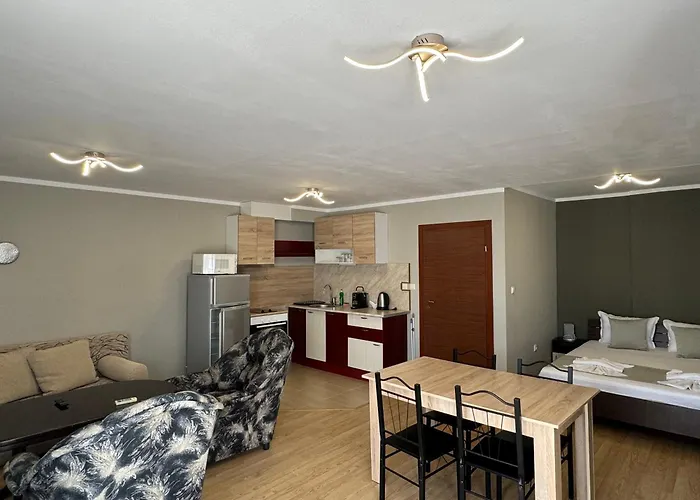 Teos شقة فندقية 4*